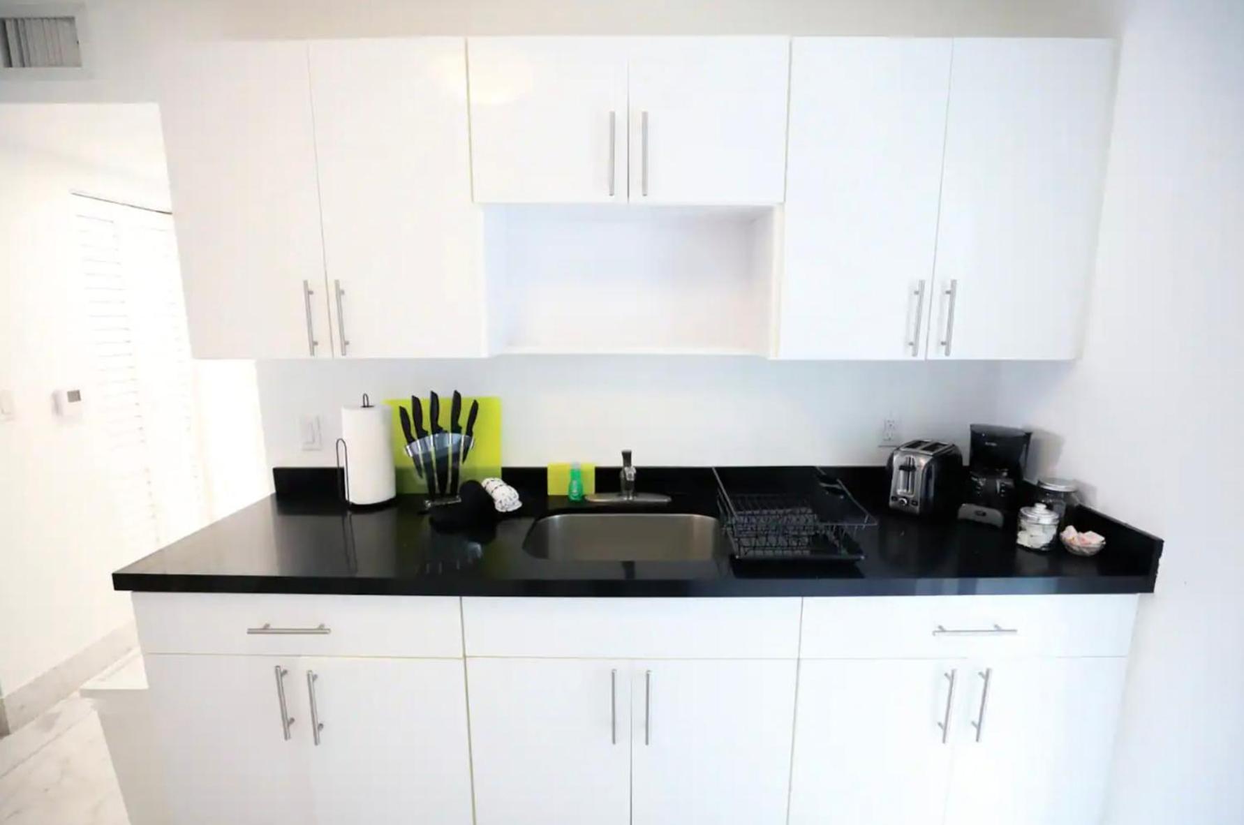 South Beach 2 Bedroom Family & Pet Friendly Apartment With Balcony & Free Parking Μαϊάμι Μπιτς Εξωτερικό φωτογραφία
